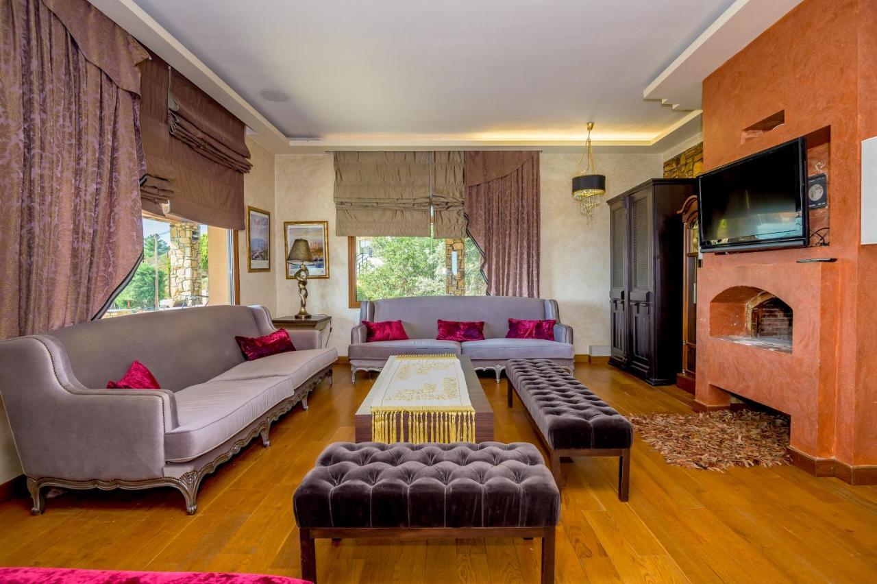 Villa Luxurious With Gorgeous View And Bbq